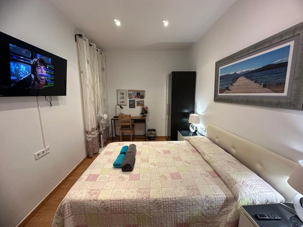 Rooms In The Center Of Барселона Экстерьер фото